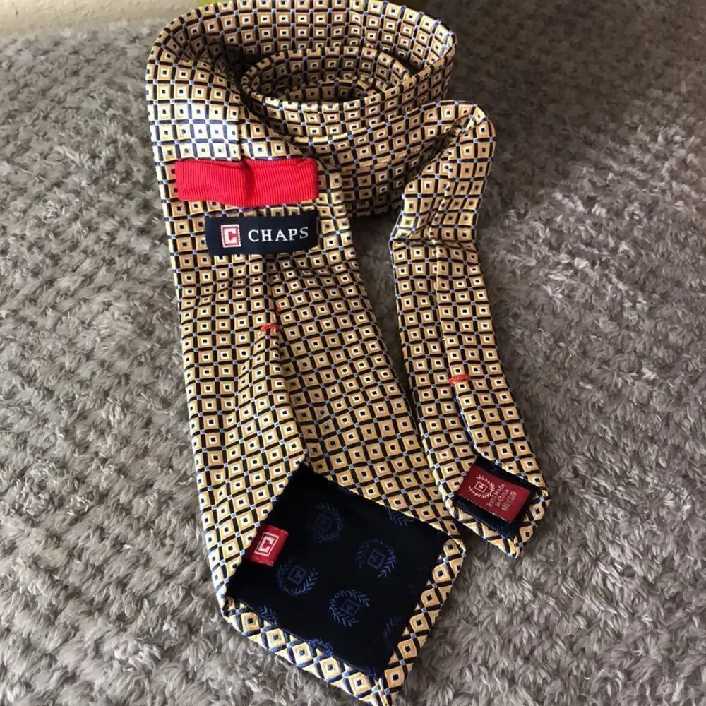 Chaps silk tie 💫yellow and blue💫squared